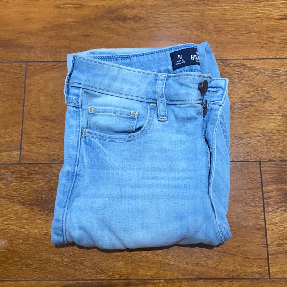 hollister high-rise super skinny jeans EUC